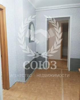 2-к квартира, вторичка, 58м2, 1/9 этаж