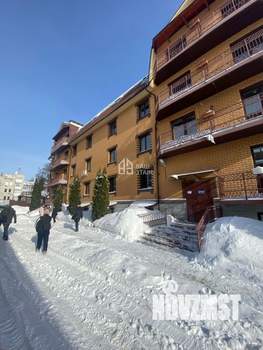 2-к квартира, вторичка, 76м2, 2/4 этаж