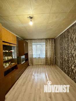 2-к квартира, вторичка, 43м2, 1/4 этаж