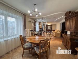2-к квартира, вторичка, 148м2, 3/5 этаж
