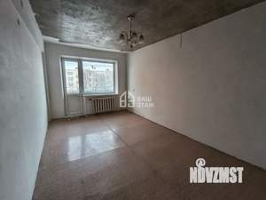 3-к квартира, вторичка, 56м2, 5/5 этаж