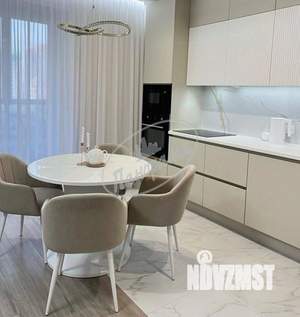 2-к квартира, вторичка, 65м2, 14/19 этаж