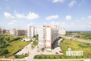 2-к квартира, вторичка, 63м2, 13/16 этаж