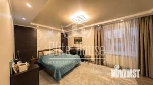 2-к квартира, вторичка, 64м2, 1/9 этаж