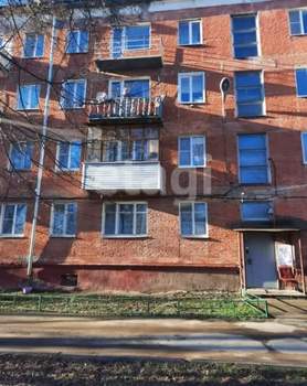 2-к квартира, вторичка, 43м2, 1/4 этаж