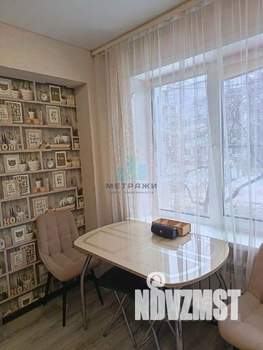 2-к квартира, вторичка, 53м2, 1/5 этаж