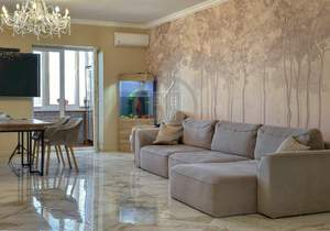 4-к квартира, вторичка, 108м2, 4/6 этаж