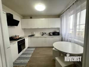 3-к квартира, вторичка, 65м2, 9/9 этаж