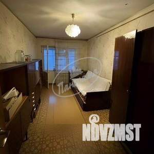 3-к квартира, вторичка, 63м2, 1/5 этаж