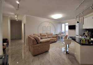 3-к квартира, вторичка, 99м2, 8/25 этаж