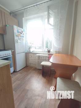 3-к квартира, вторичка, 58м2, 2/5 этаж