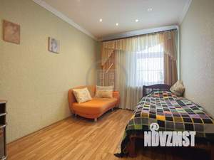 3-к квартира, вторичка, 97м2, 2/3 этаж