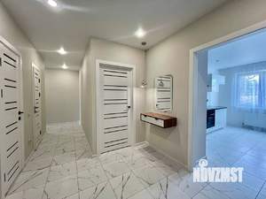 2-к квартира, вторичка, 62м2, 1/9 этаж
