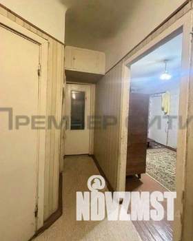 2-к квартира, вторичка, 42м2, 1/5 этаж