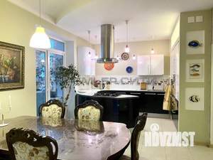 4-к квартира, вторичка, 141м2, 5/5 этаж